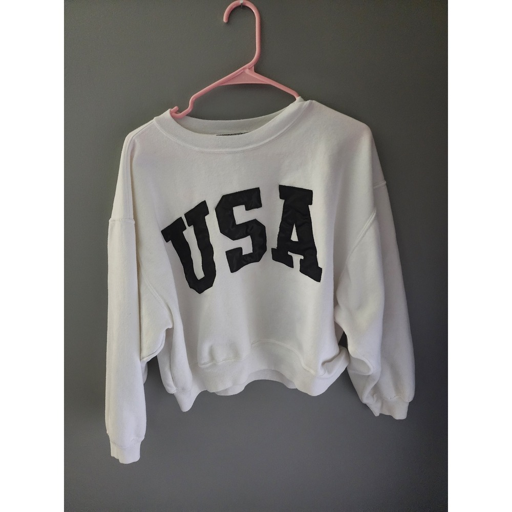 BRAG USA Graphic Sweatshirt White Crewneck Pullover Vintage Style One Size